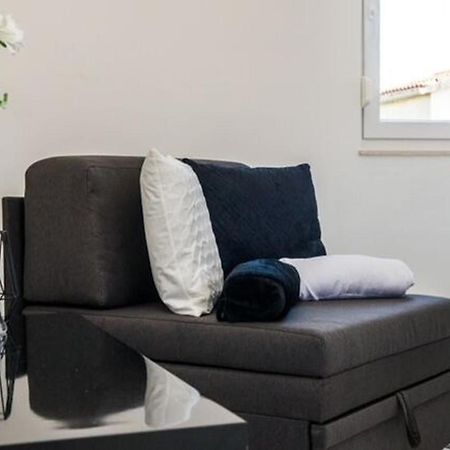 Apartments Zdeslav Рогозница Екстериор снимка