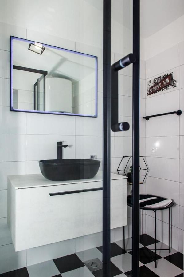 Apartments Zdeslav Рогозница Екстериор снимка