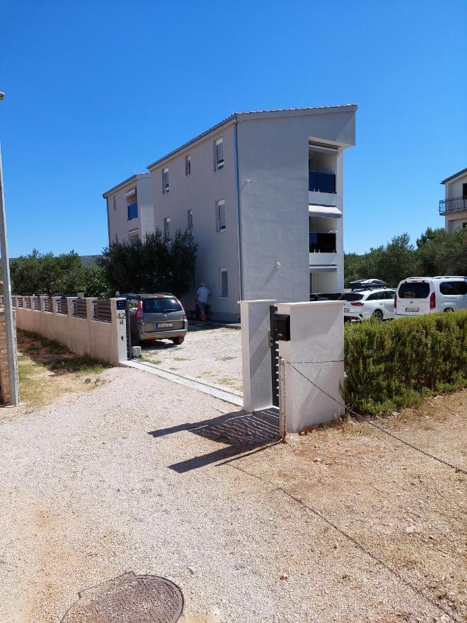 Apartments Zdeslav Рогозница Екстериор снимка