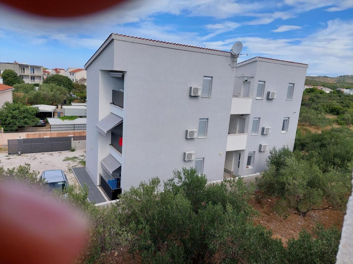 Apartments Zdeslav Рогозница Екстериор снимка