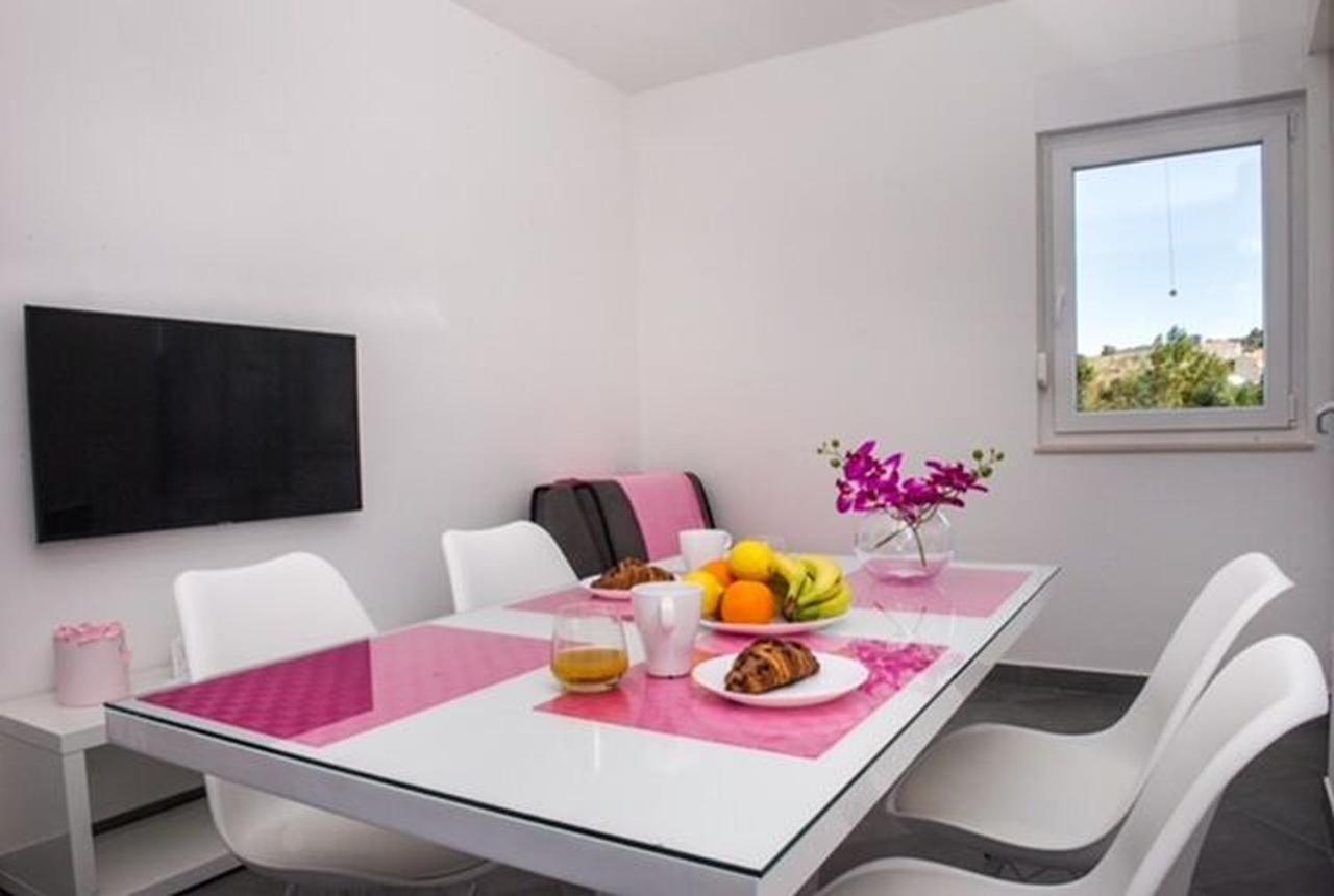 Apartments Zdeslav Рогозница Екстериор снимка
